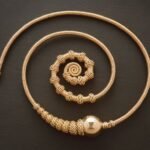 Dior Spiral Necklace Gold